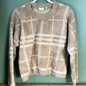 Cyrus Tan Crew Neck Sweater with Geometric Patterns